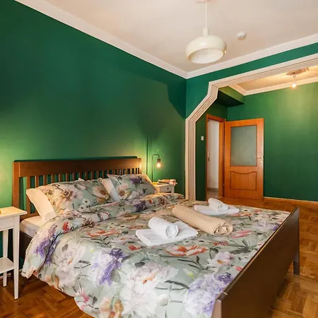 Neo Victorian Skg * Thessaloníki